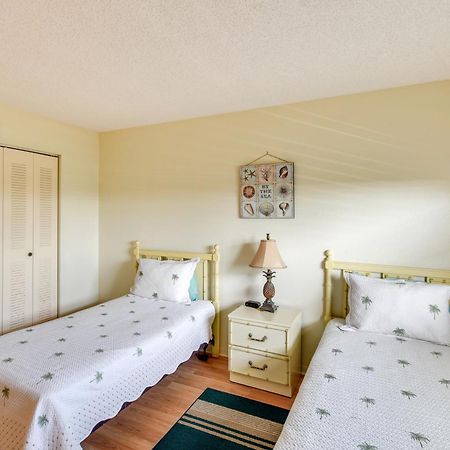 Coastal Condo With Balcony Walk To Madeira Beach! St. Pete Beach Εξωτερικό φωτογραφία