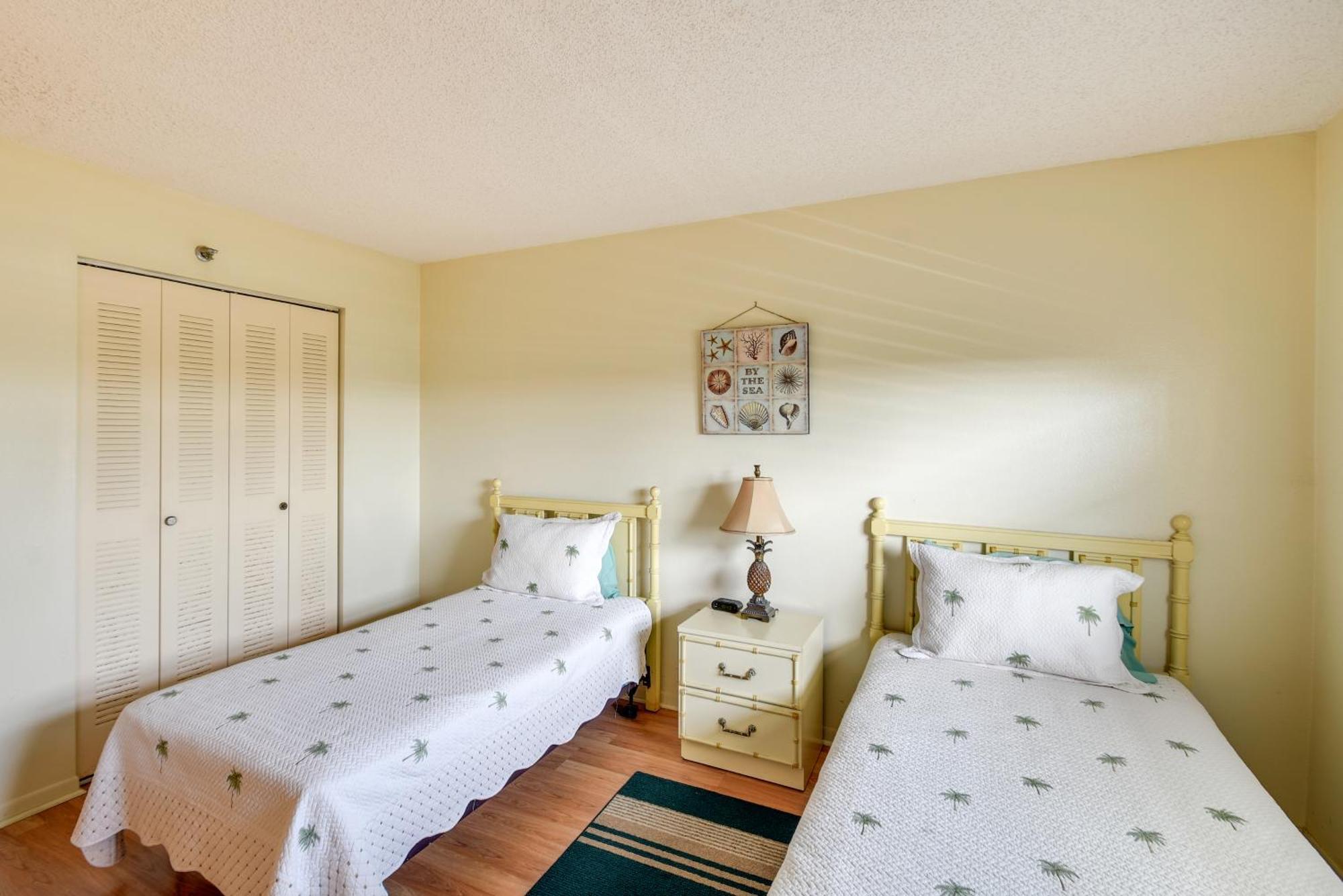 Coastal Condo With Balcony Walk To Madeira Beach! St. Pete Beach Εξωτερικό φωτογραφία
